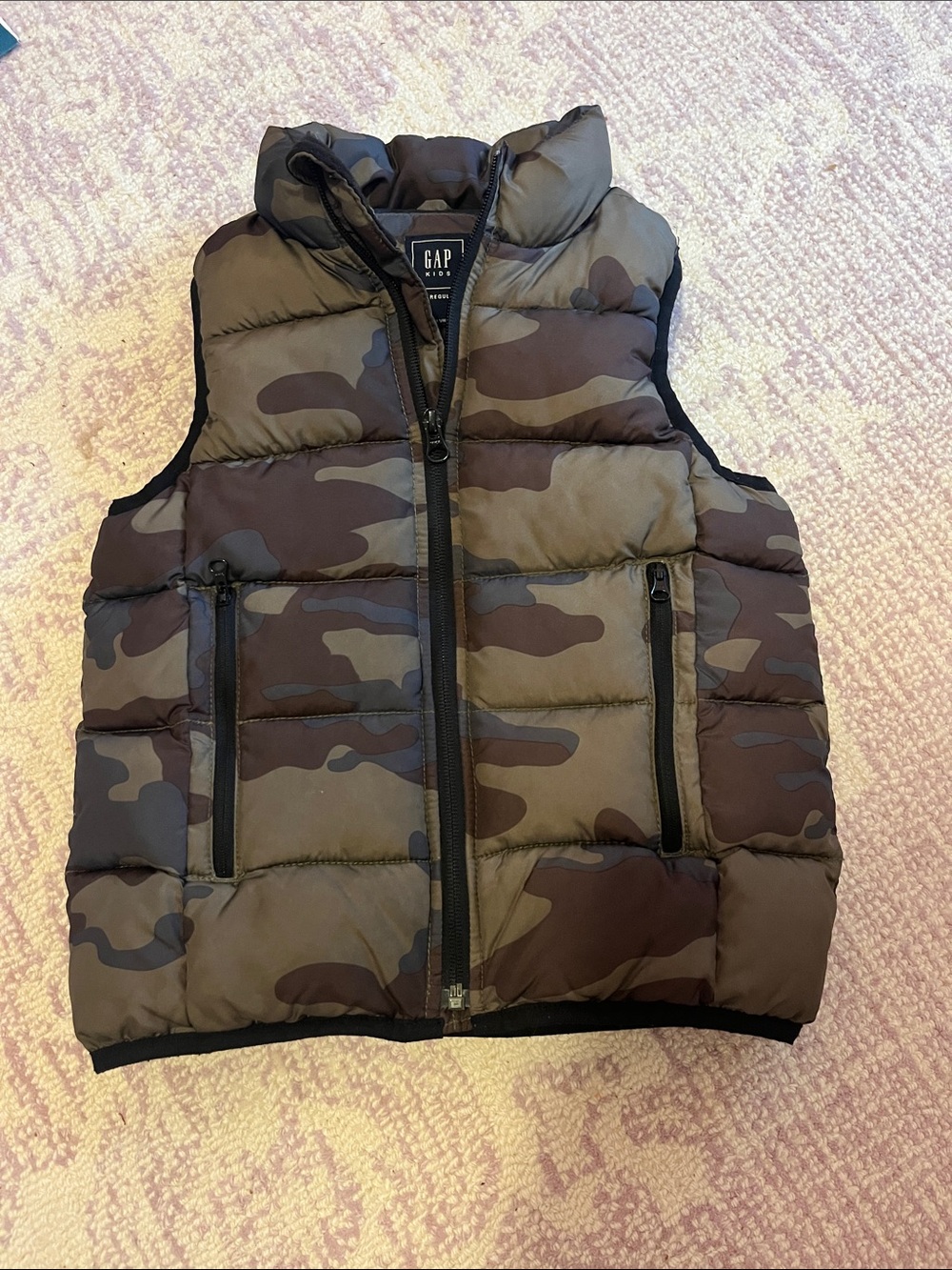 GAP Kids Camo Puffer Vest in Olive and Brown